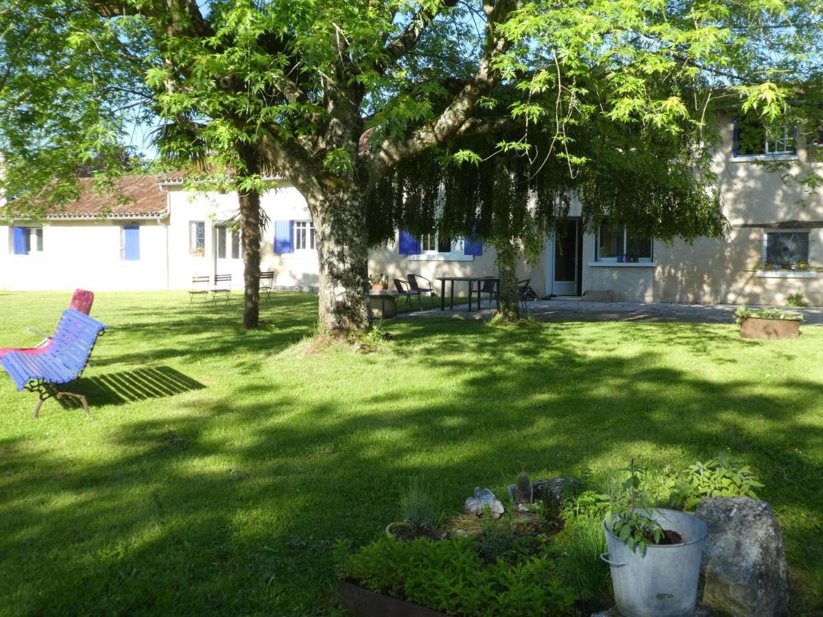 Les Chambres Du Ladoux Sencenac-Puy-de-Fourches Zewnętrze zdjęcie